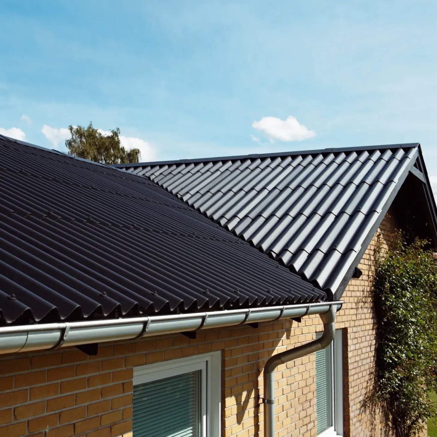 Bølgeplade B7 FK sortblå 1100x570 mm