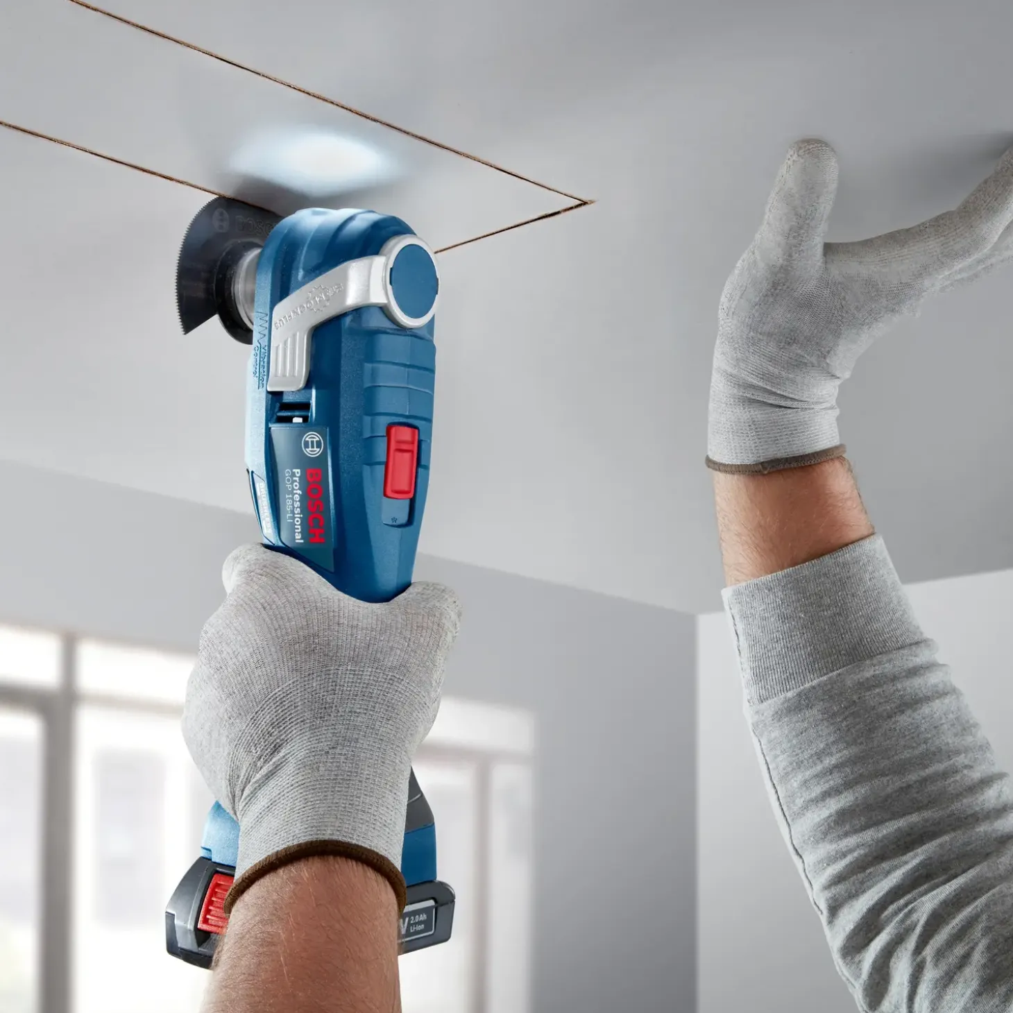 Bosch GOP 18V-34 Professional multicutter solo