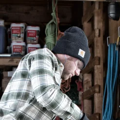 Carhartt strikhue med logo sort