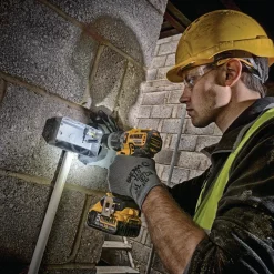 DeWALT DCD796M2 18V XR slagbore/skruemaskine 2 x 4.0 Ah batterier og lader