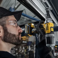 DeWALT DCF414NT-XJ nittepistol 18V XR til 4,8-6,4 mm nitter solo