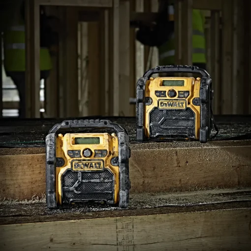 DeWALT  DCR020 kompakt multivolt DAB, FM/AM-radio