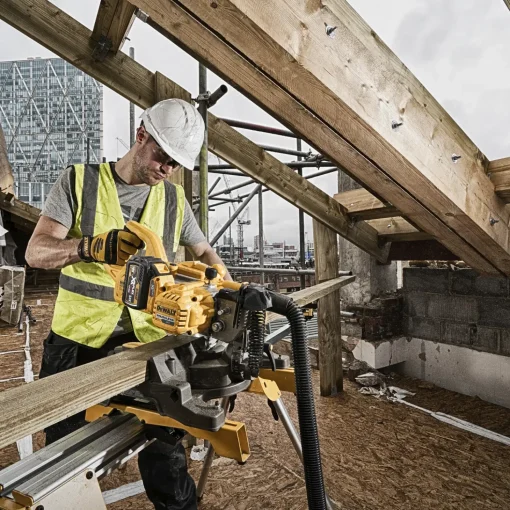 DeWALT DCS777N 54V XR kap-/geringssav Ø216 mm solo