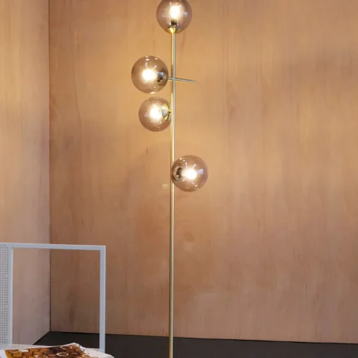 Dyberg Larsen Como gulvlampe smoke/messing