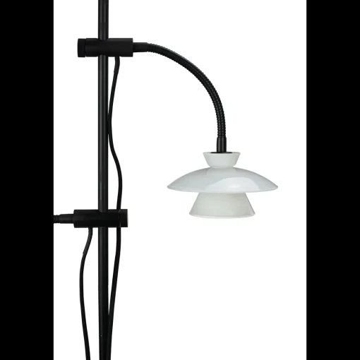 Dyberg Larsen Valby opal gulvlampe G9 sort