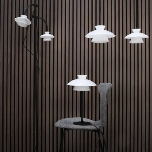 Dyberg Larsen Valby opal gulvlampe G9 sort