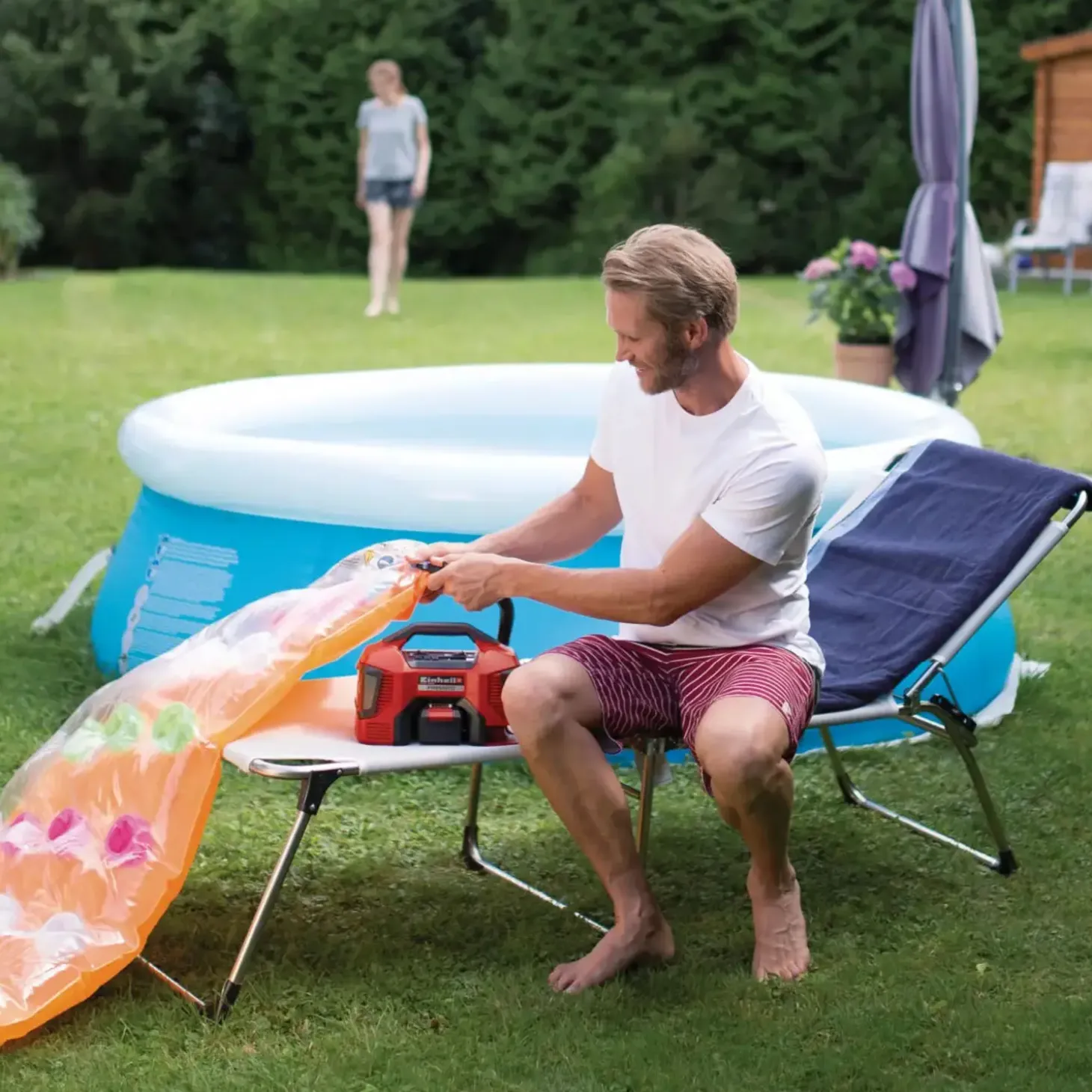 Einhell Pressito 18V hybridkompressor 6i1 med 8 dele solo