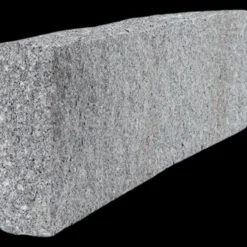 Granit kantsten kløvet 10x30x100 cm lysegrå