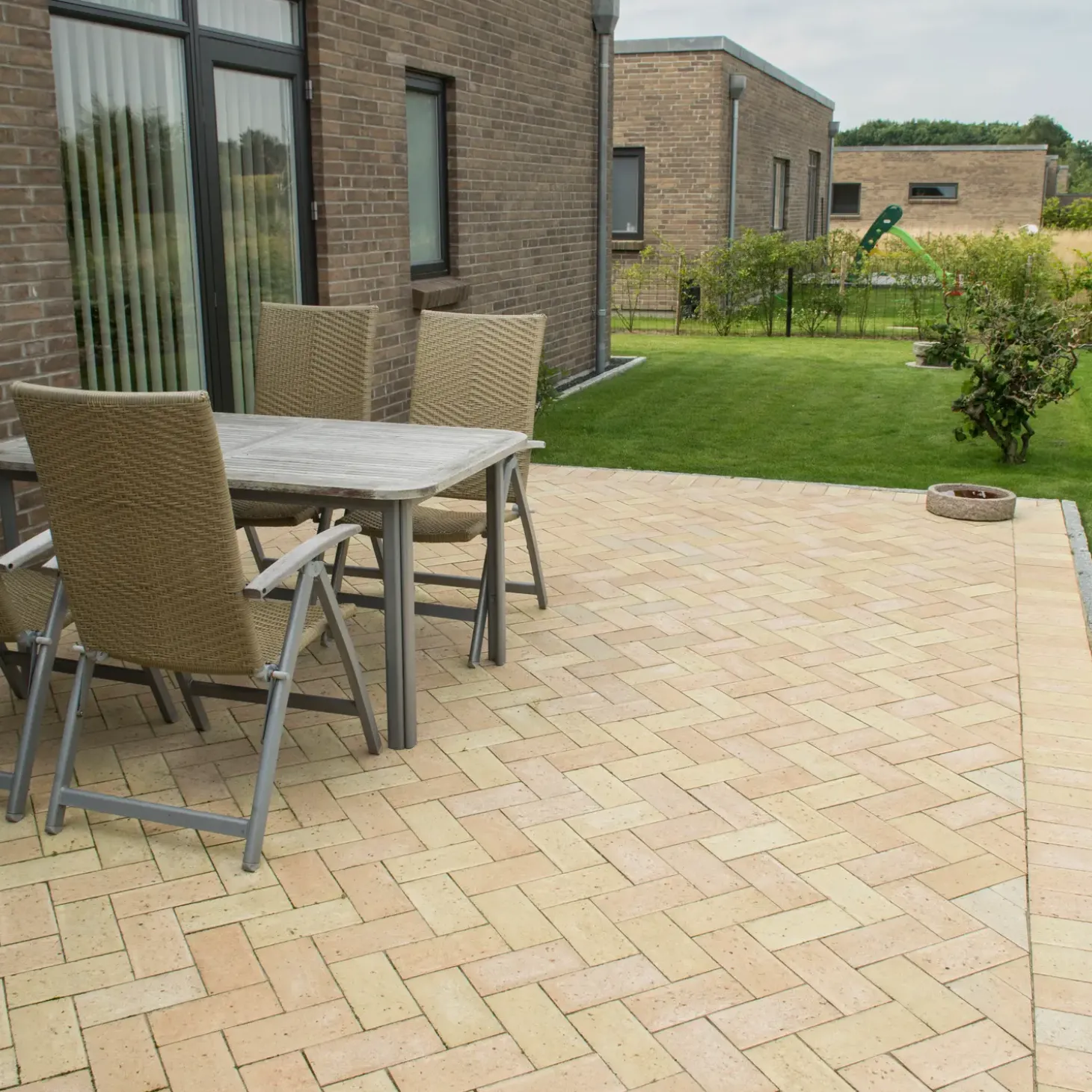 IBF Betonklinke M23, 11,5x23x6,5 cm gul teglmix