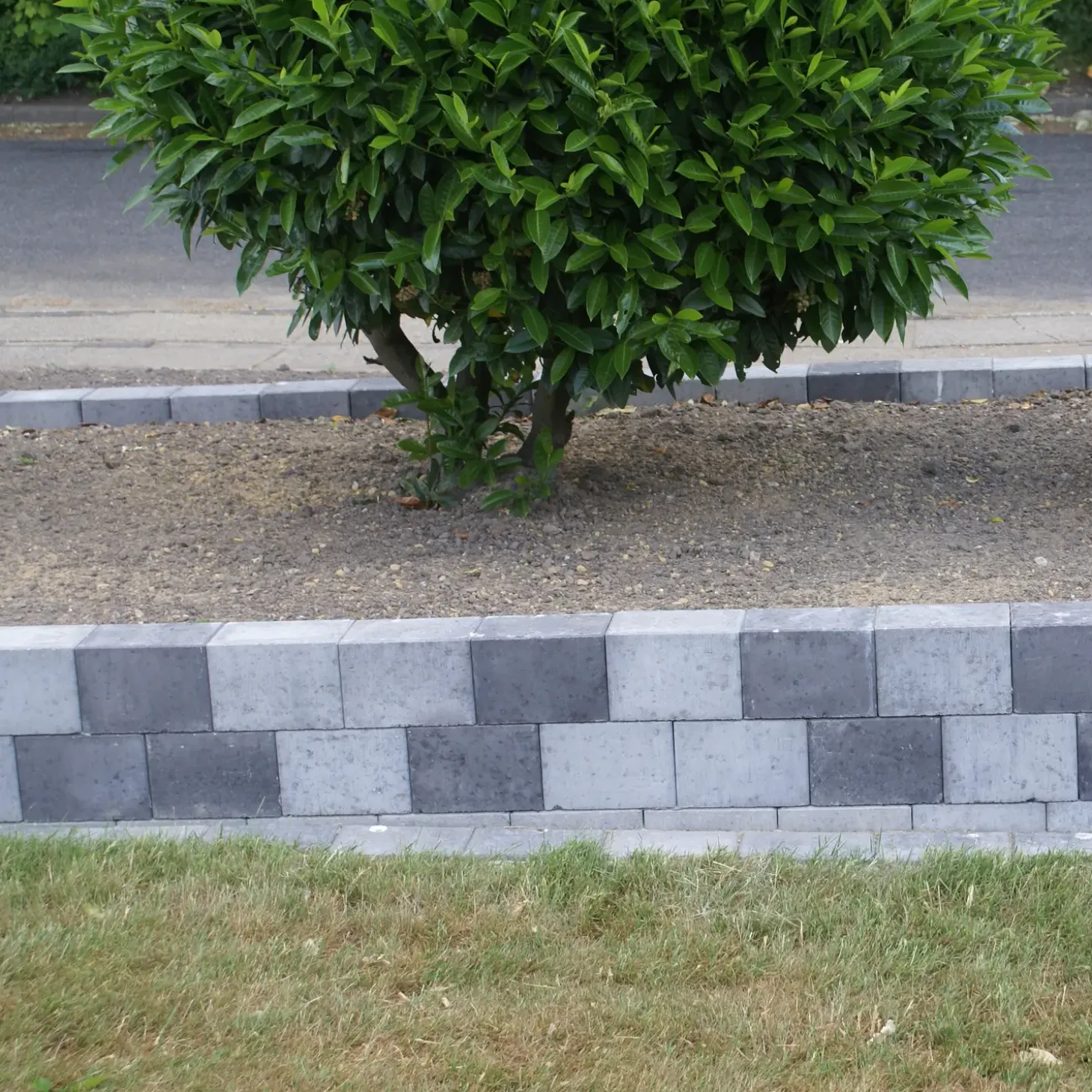 IBF Bondesten kantblok 14x21x14 cm, antracit