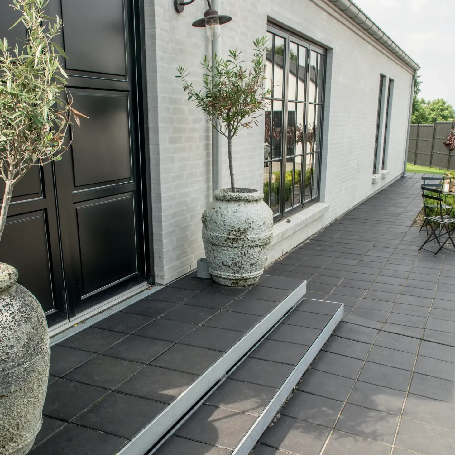 IBF Plus betonflise sort 30x30x6 cm