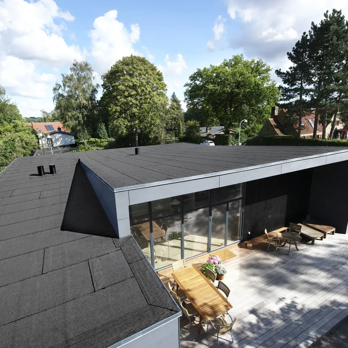 Icopal Top 500 P tagpap sort i rll. á 0,33x7,5 m