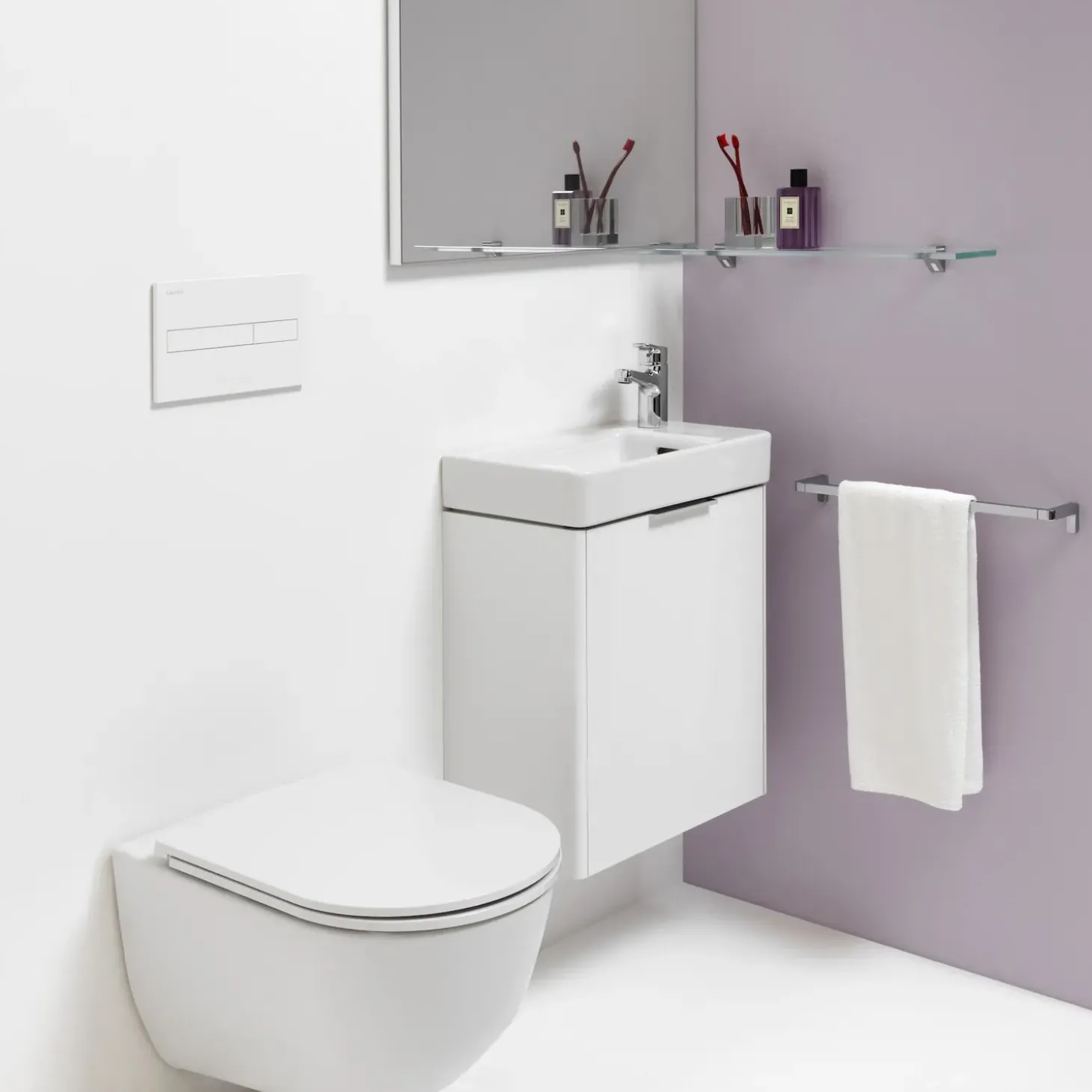 Laufen Pro væghængt toilet inkl. SoftClose toiletsæde hvid