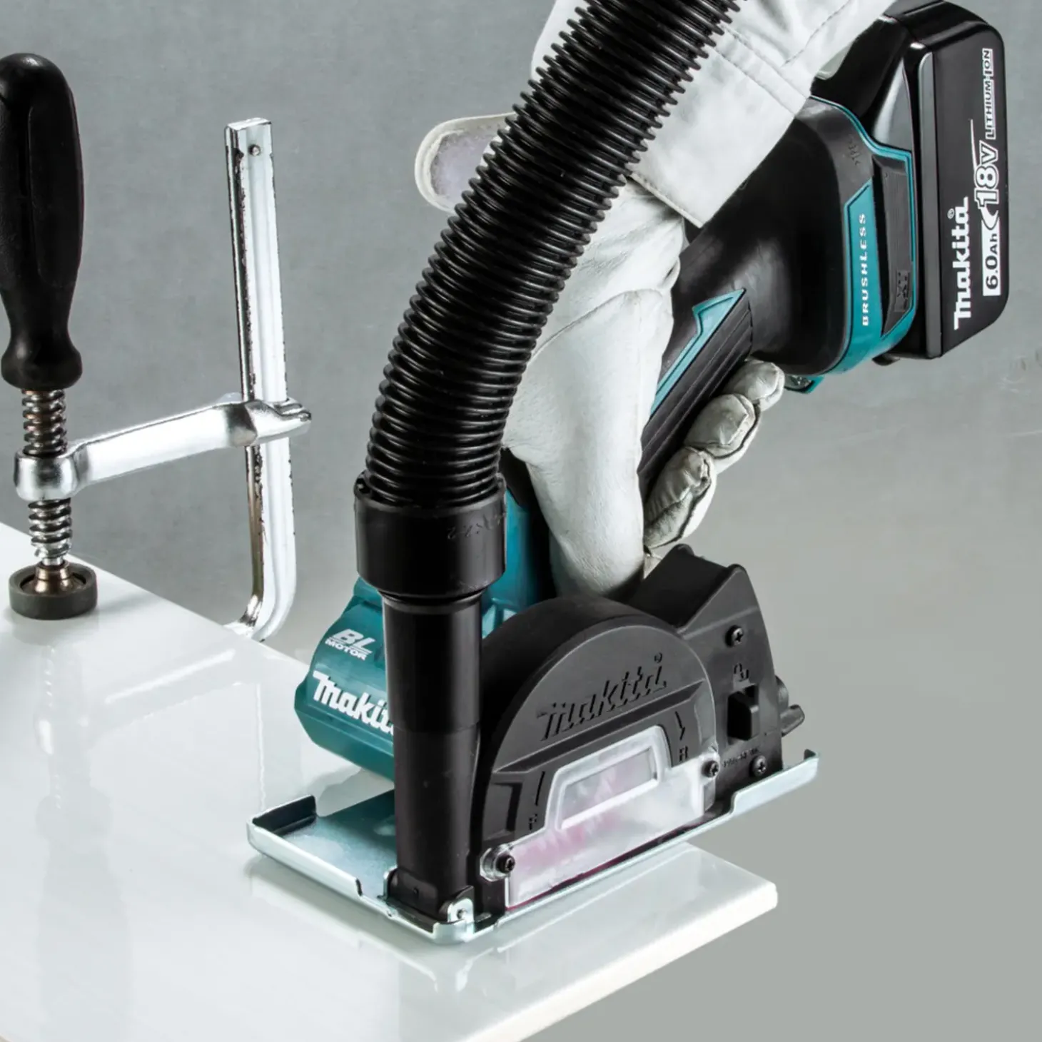 Makita DMC300Z 18V LXT multiskærer solo