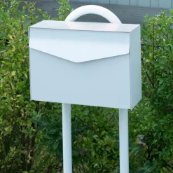 ME|FA postkasse Letter (111) renhvid med Ruko lås