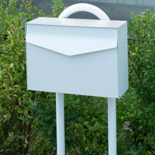ME|FA postkasse Letter (111) renhvid med ME|FA lås