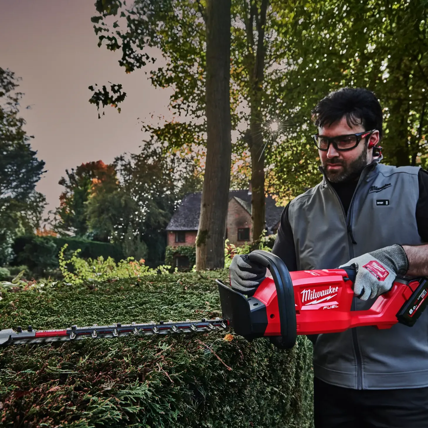 Milwaukee FHET60-0 M18 Fuel™ hækkeklipper 1x5,5Ah batteri