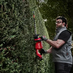 Milwaukee FHET60-0 M18 Fuel™ hækkeklipper 1x5,5Ah batteri