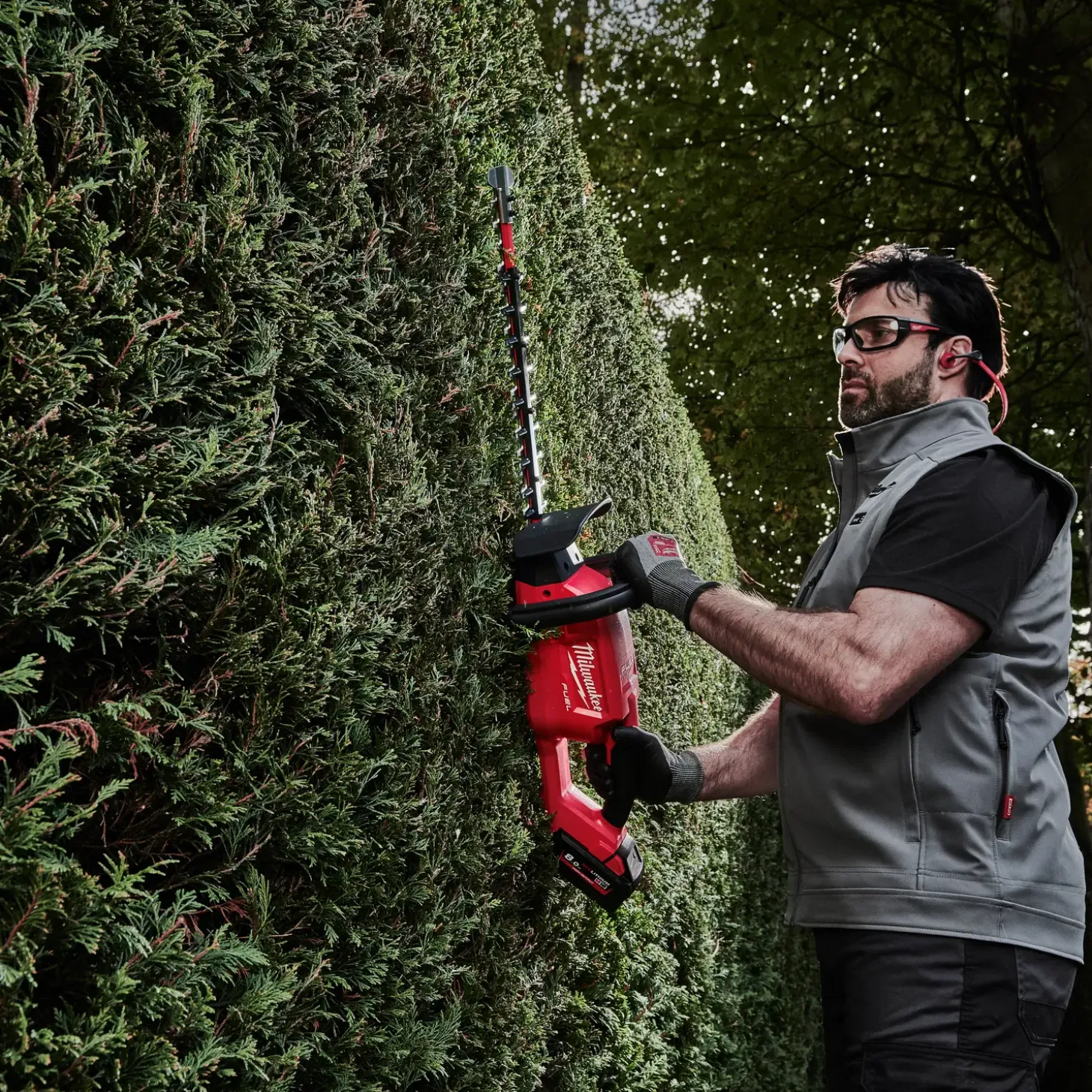 Milwaukee FHET60-0 M18 Fuel™ hækkeklipper 1x5,5Ah batteri