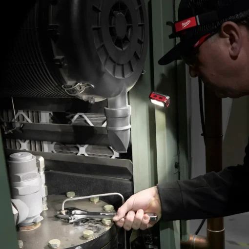 Milwaukee IR HL450 USB-genopladelig pandelampe