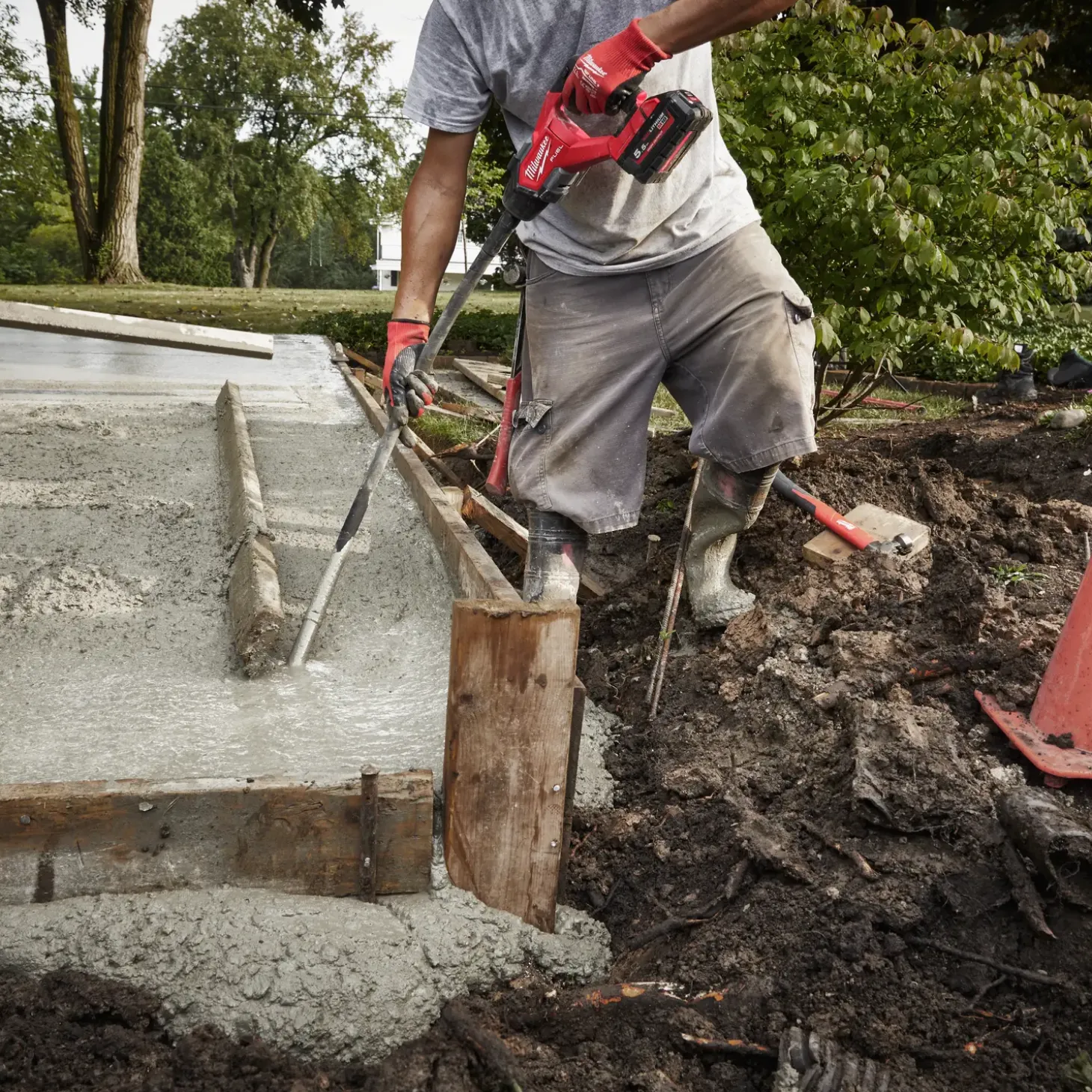 Milwaukee M18 Fuel FCVN12-0 betonvibrator med 2,4 m skaft