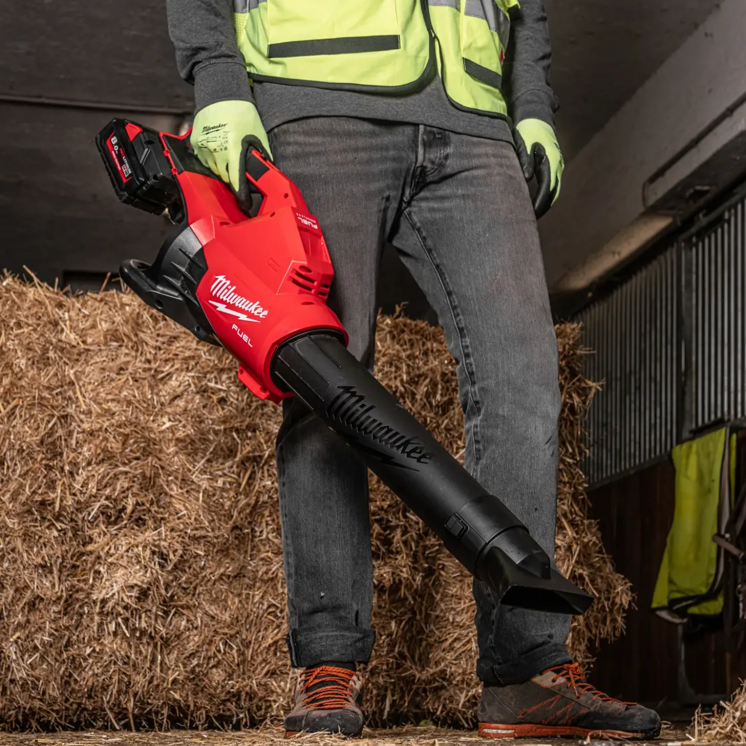 Milwaukee PowerPack M18 FPP2OPL1-501 løvblæser, græstrimmer inkl. 1x5,0 Ah batteri og hurtigoplader