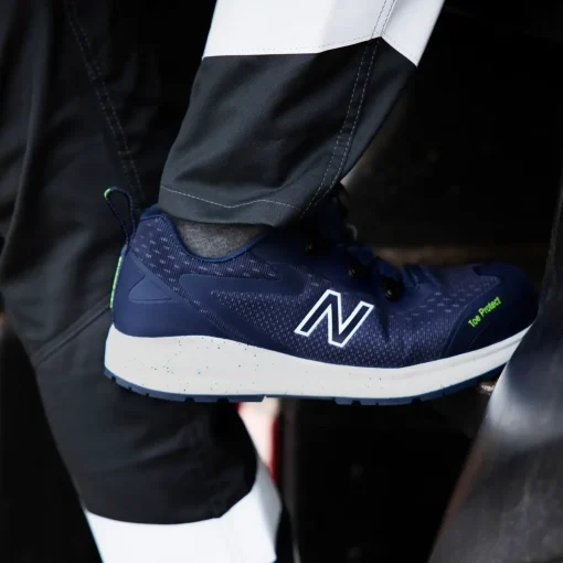 New Balance sikkerhedssko med boa lukning navy str. 42