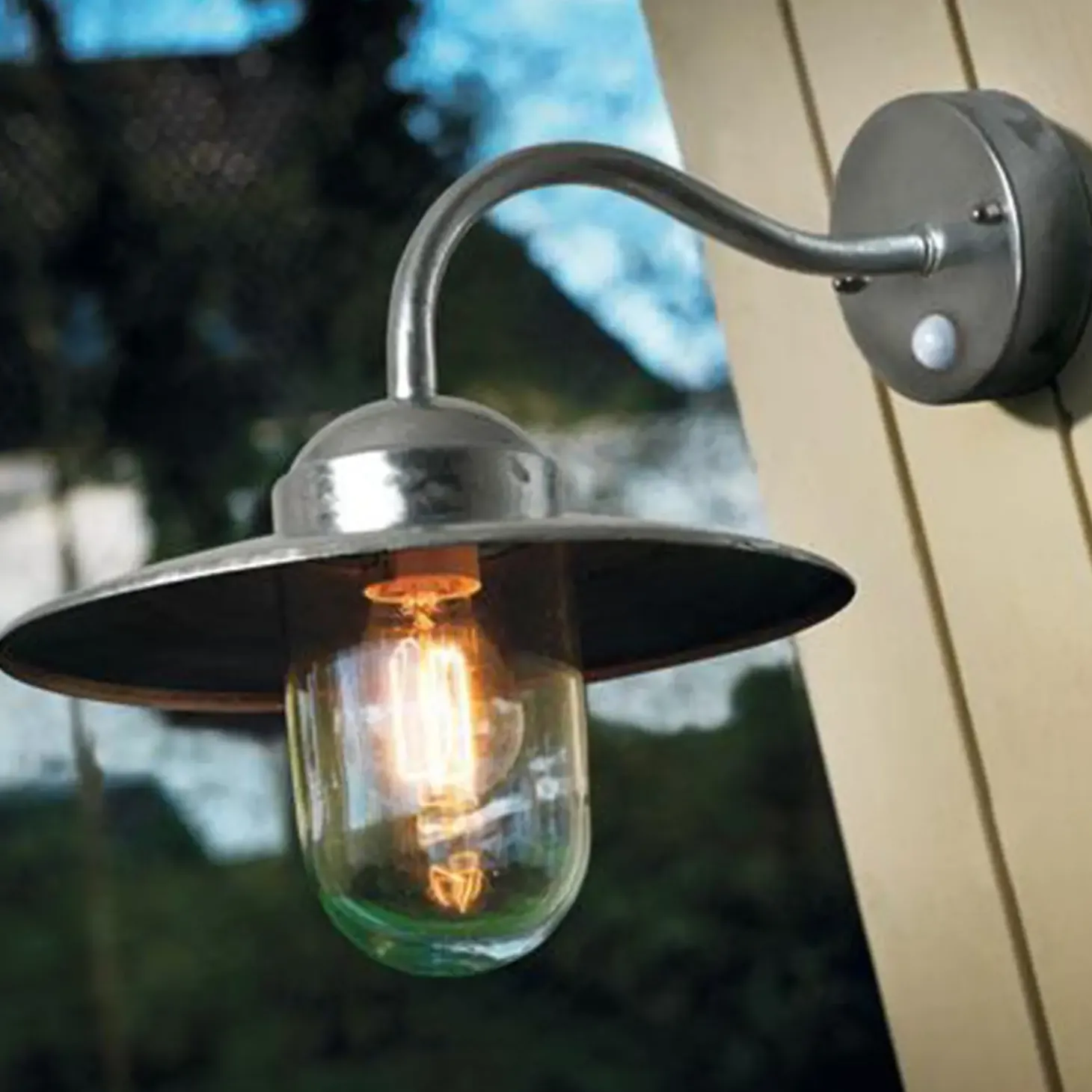 Nordlux Luxembourg Sensor udendørs væglampe galvaniseret