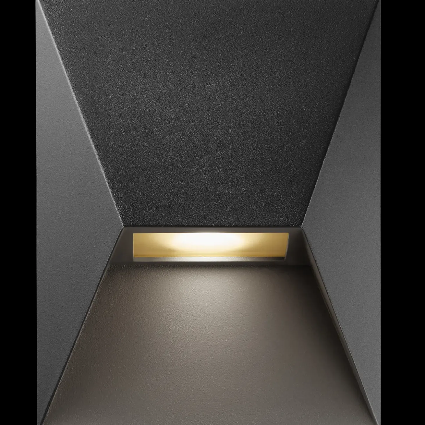 Nordlux Pontio 15 udendørs væglampe sort