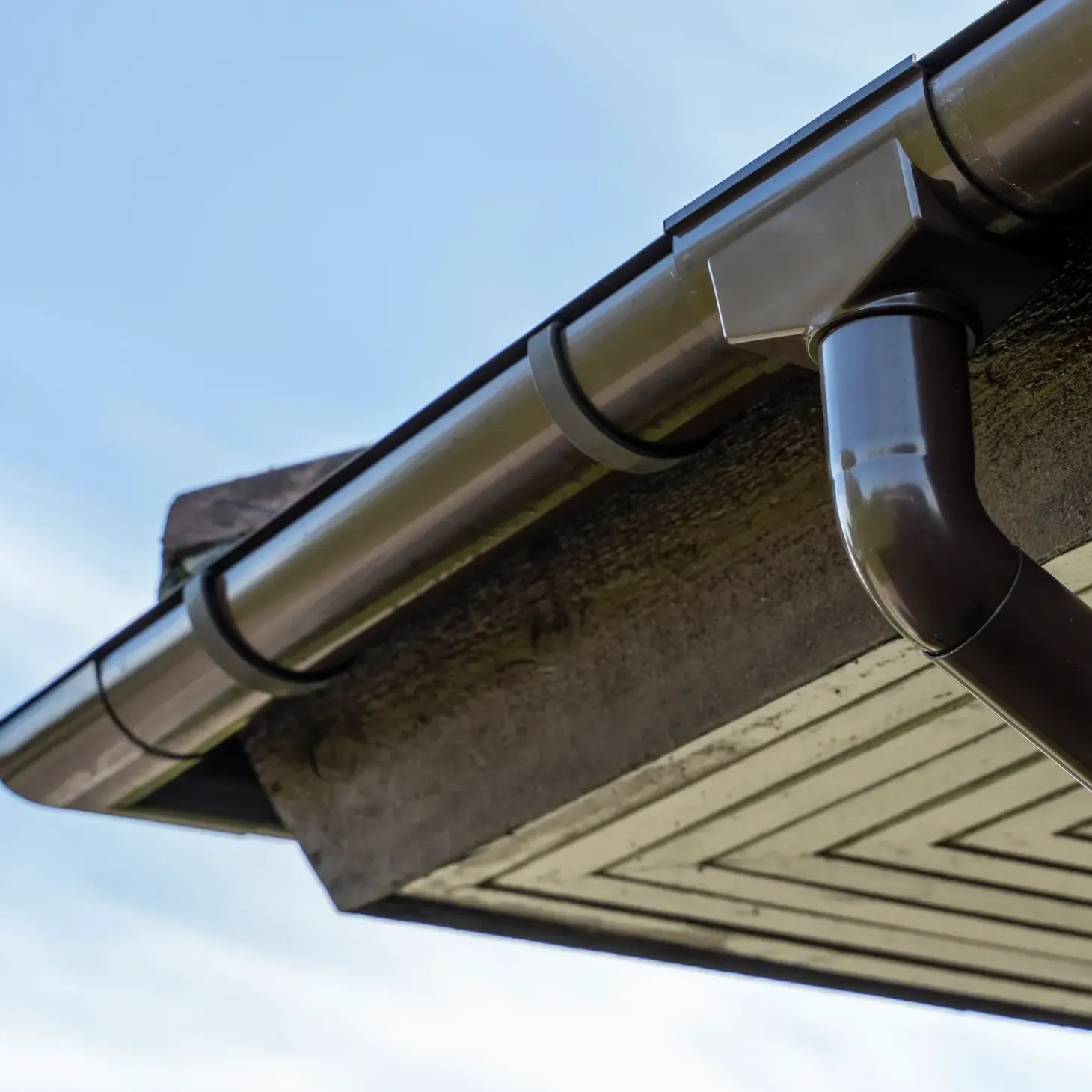 Plastmo tagrende nr. 12, 3 m brun