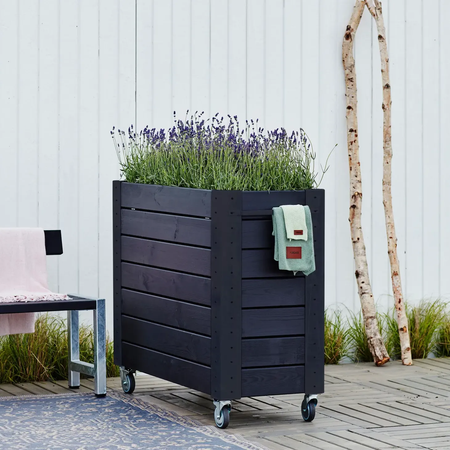 Plus Cubic Blomsterkasse m/hjul 50x120x95 cm