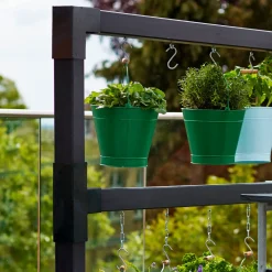 Plus Cubic hjørnebeslag t/stolpe enkelt sort