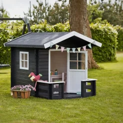 PLUS Legehus 134×134 cm + 58 cm terrasse ubehandlet inkl. tagpap