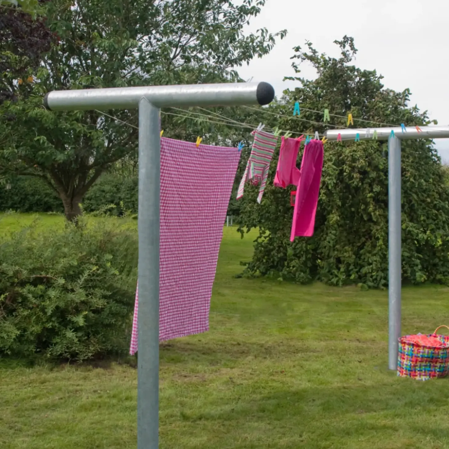 Plus PIPE Tørrestativ 130x520 cm. Højde 200 cm. over jord