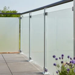 Plus Stålstolpe m/fod til håndliste inkl. bolte  hjørnestolpe  4,5x4,5x103,3 cm