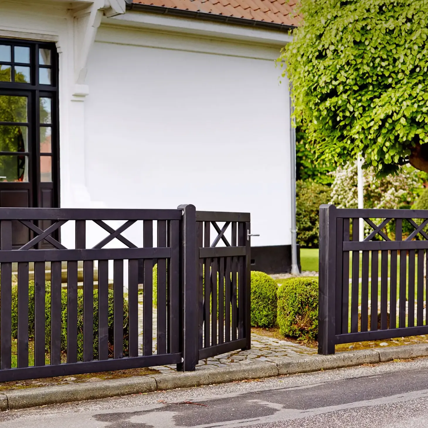 Plus Vinesse hegn 150x96 cm sort