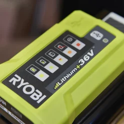 Ryobi RY36C17A 36V MAX POWER lader