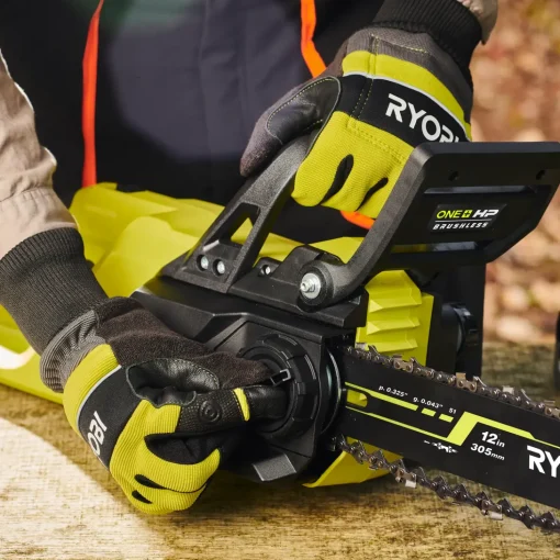Ryobi RY18CSX30A-150 18V ONE+ kædesav 5,0 Ah batteri og lader