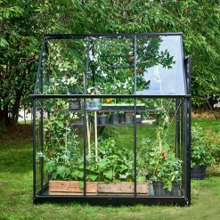 Sokkel til Halls Qube 66 3,9 m²