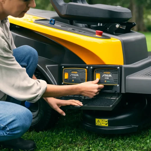 Stiga Swift 372e batteridrevet havetraktor