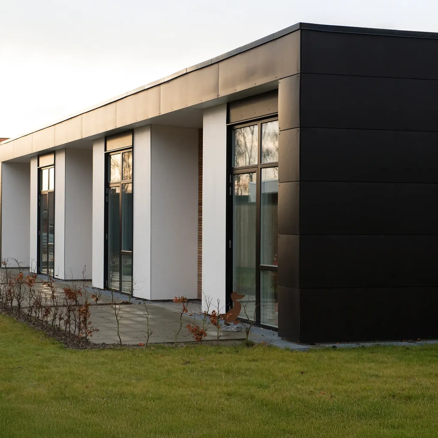 Swisspearl Zenor fibercementplade 8x1192x2500 mm sort