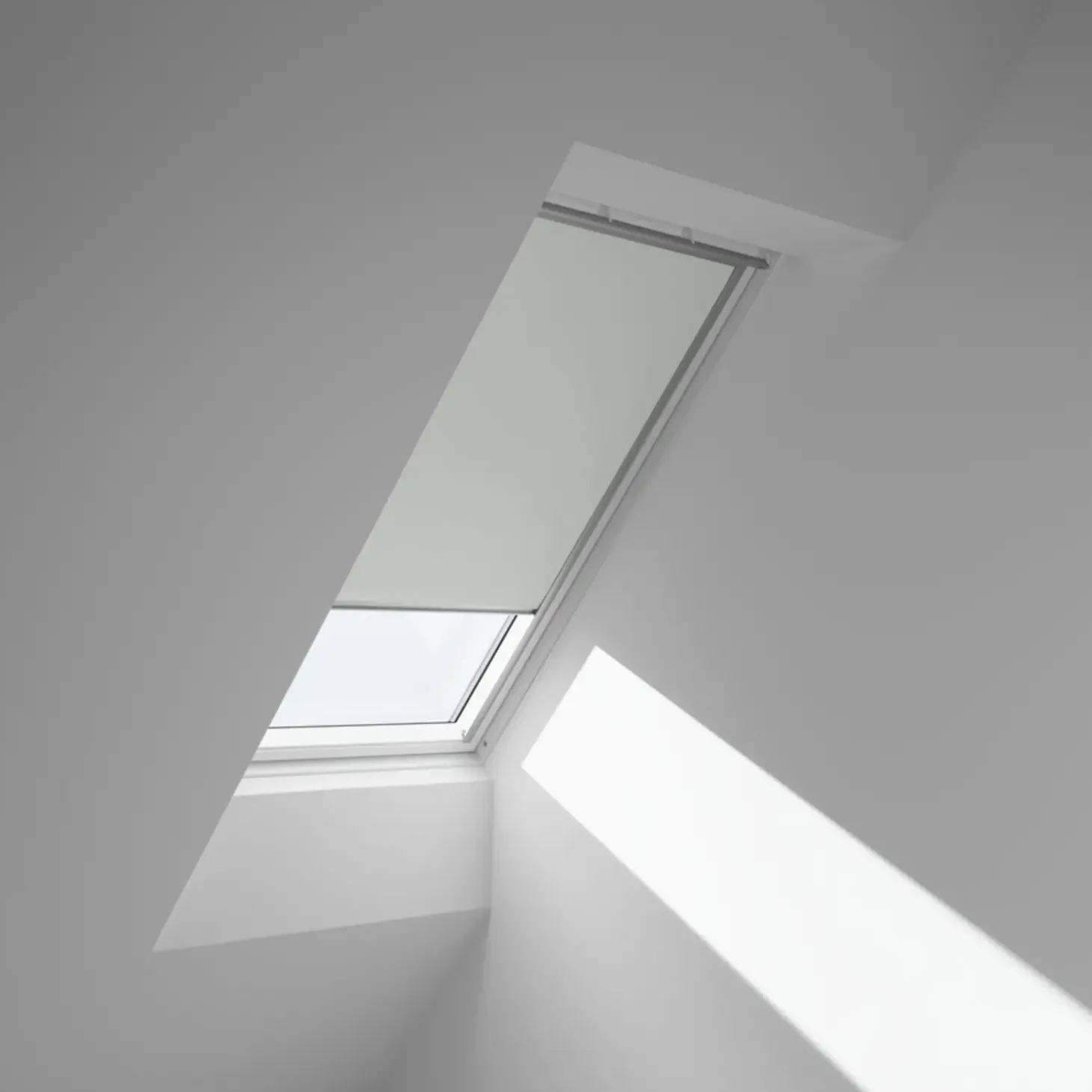 VELUX mørklægning manuel DKL MK08 mørkegrå, 78 x 140 cm