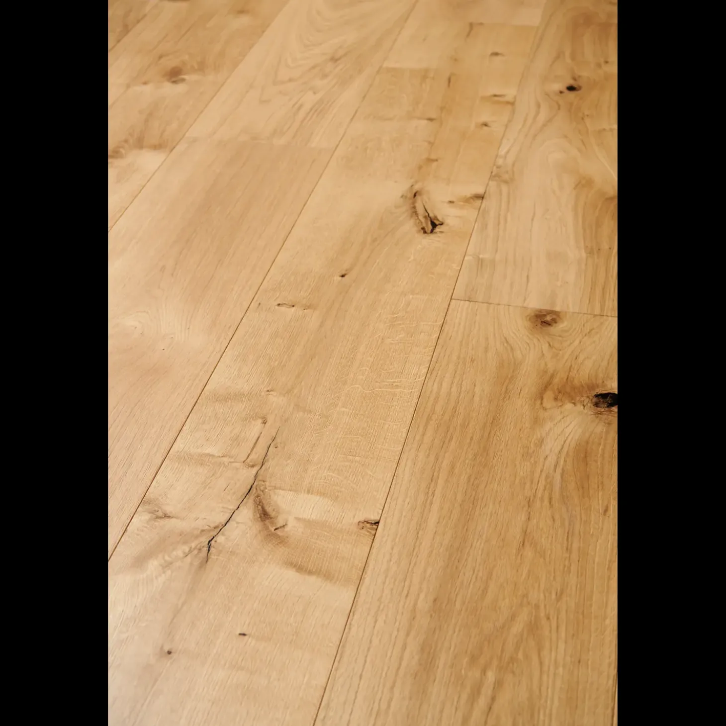 Wallmann Herregårdsplank parketgulv i eg, børstet natur matlak 15x260x2200 mm