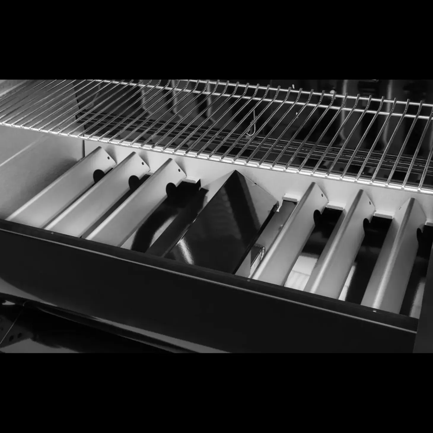 Weber® SmokeFire EX4 GBS træpillegrill