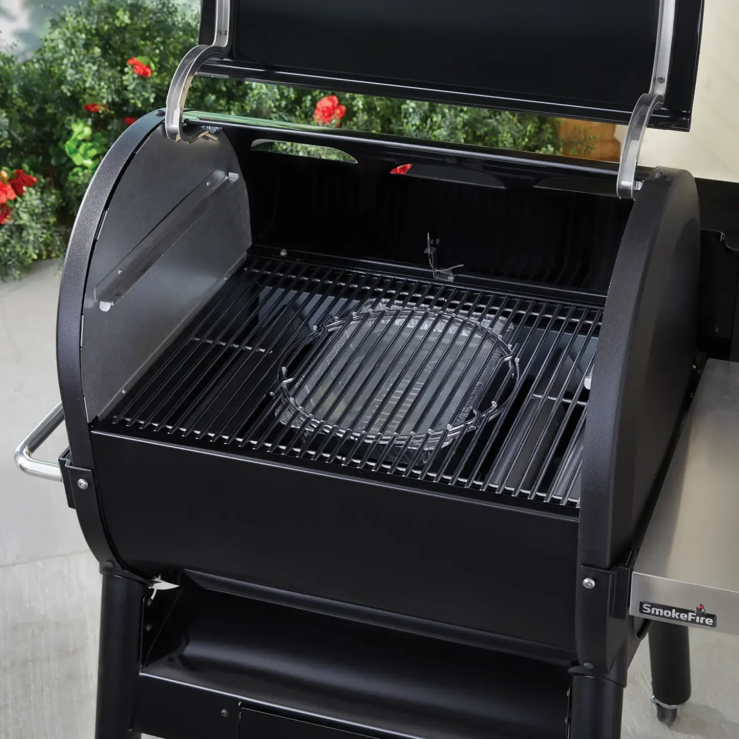 Weber vandindsats til SmokeFire træpillegrill